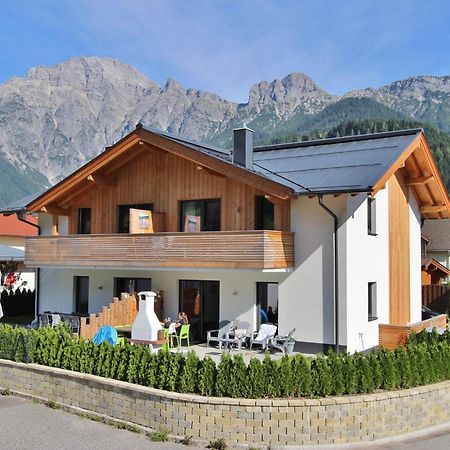 Modern Holiday Home In Leogang With Private Sauna المظهر الخارجي الصورة