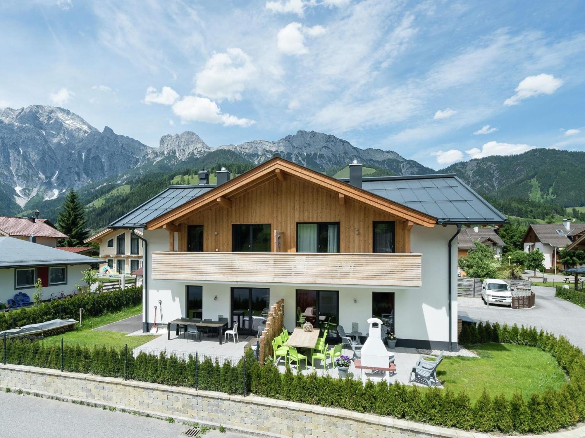 Modern Holiday Home In Leogang With Private Sauna المظهر الخارجي الصورة